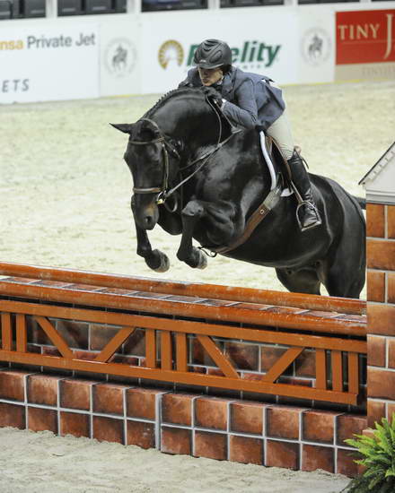 KeriGuanciale-Thoughtful-WIHS1-10-25-11-Cl52-AOHtrU35-7338-DDeRosaPhoto.JPG