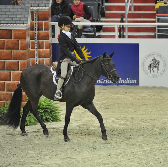 SarahBoston-Blackberry-WIHS6-10-30-11-CL193-RgPnyHtrFnls-7147-DDeRosaPhoto.JPG