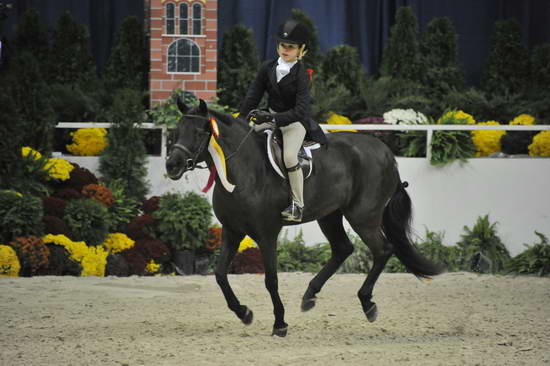 SarahBoston-Blackberry-WIHS6-10-30-11-Cl193-RgPnyHtrFinals-2613-DDeRosaPhoto.JPG