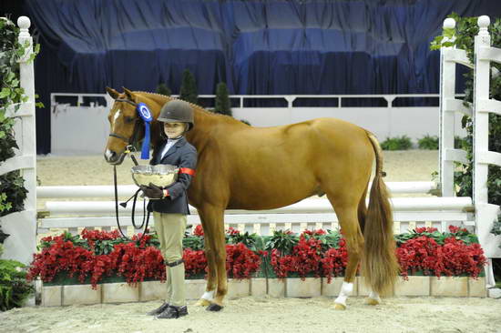 MadelineSchaefer-HiLite-WIHS6-10-30-11-Cl104-SmPnyHtrStk-2232-DDeRosaPhoto.JPG