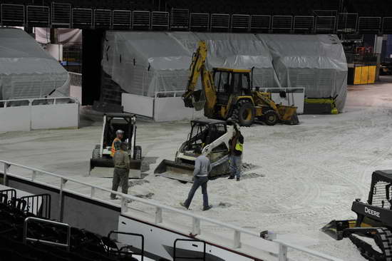 WIHS-10-23-11-DSC_5829-Setup-DDeRosaPhoto.JPG