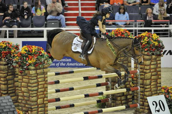 WIHS-10-27-11-Cl211-Gambler-5519-Ligist-ReedKessler-DDeRosaPhoto.JPG