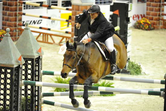 WIHS5-10-29-11-PresCup-1404-GreatAmerican-MarkLeone-GreatAmerican-MarkLeone-DDeRosaPhoto