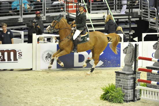 WIHS5-10-29-11-PresCup-1413-Taloubet-PauloSantana-DDeRosaPhoto