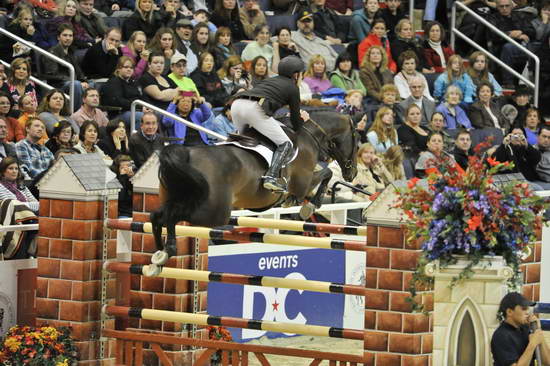 WIHS5-10-29-11-PresCup-1590-BonAmi-ScottBrash-DDeRosaPhoto