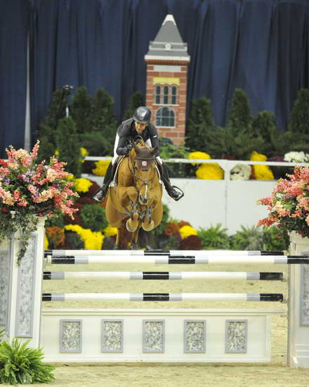 WIHS5-10-29-11-PresCup-1644-Teirra-LauraKraut-DDeRosaPhoto