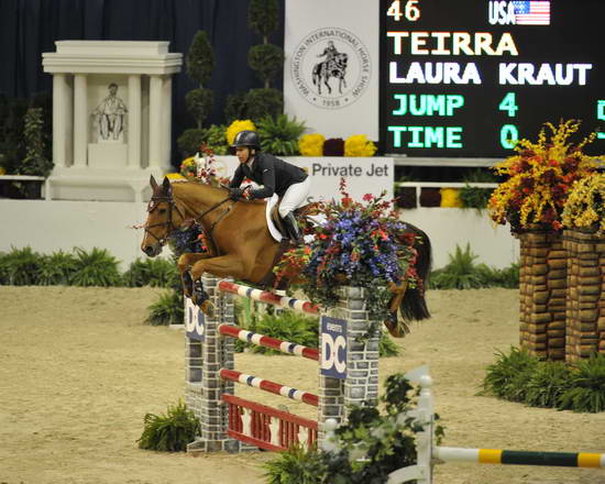 WIHS5-10-29-11-PresCup-1670-Teirra-LauraKraut-DDeRosaPhoto