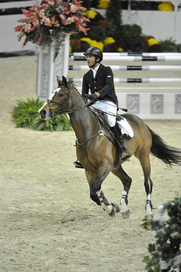 WIHS5-10-29-11-PresCup-1786-Uraya-CharlieJayne-DDeRosaPhoto