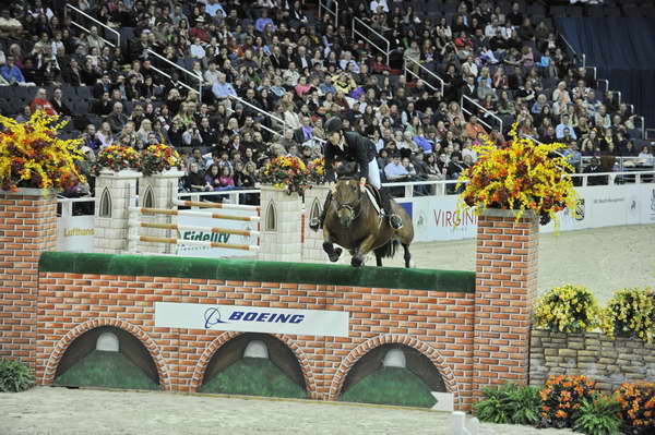 Donnatello-AndrewKocher-WIHS4-10-28-11-Puissance-8460-DDeRosaPhoto.JPG