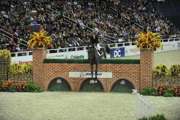 IntertoyZ-ScottBrash-WIHS4-10-28-11-Puissance-8521-DDeRosaPhoto.JPG