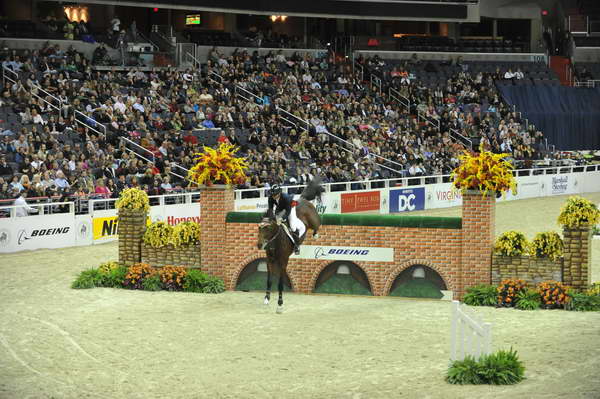 Sweetheart-ToddMinikus-WIHS4-10-28-11-Puissance-8530-DDeRosaPhoto.JPG