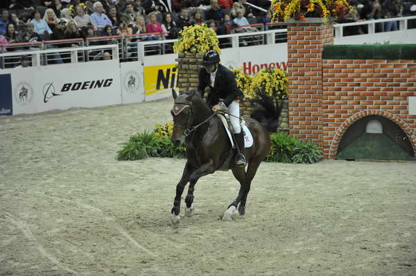 Sweetheart-ToddMinikus-WIHS4-10-28-11-Puissance-8563-DDeRosaPhoto.JPG