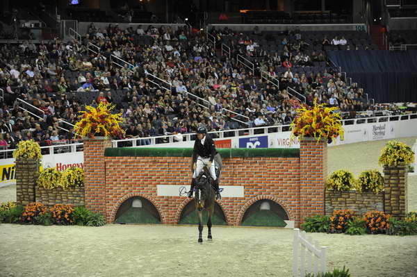 Unique-NickSkelton-WIHS4-10-28-11-Puissance-4404-DDeRosaPhoto.JPG