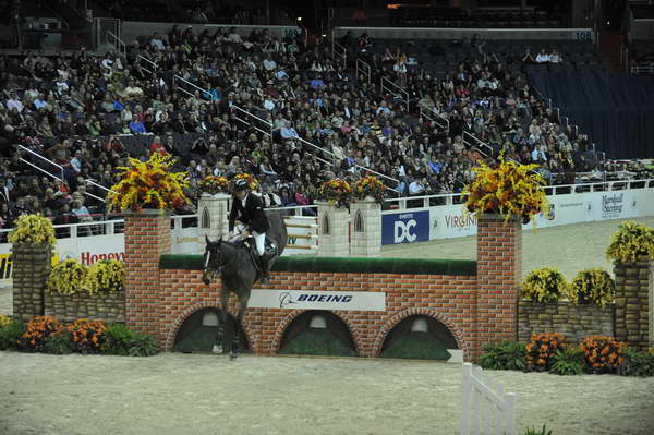 Unique-NickSkelton-WIHS4-10-28-11-Puissance-8487-DDeRosaPhoto.JPG