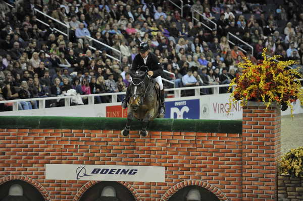 Unique-NickSkelton-WIHS4-10-28-11-Puissance-8598-DDeRosaPhoto.JPG