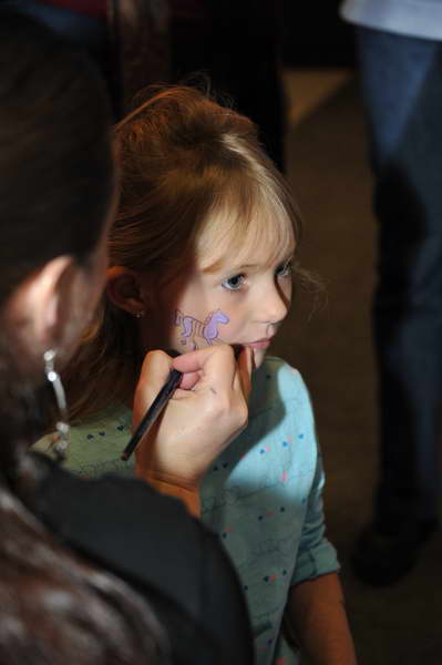 WIHS5-10-29-11-KidsDay-4856-DDeRosaPhoto.JPG