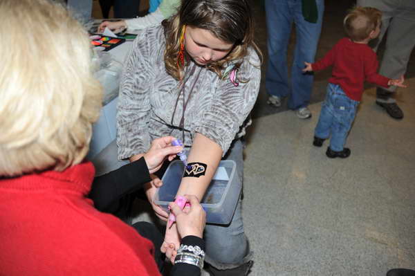 WIHS5-10-29-11-KidsDay-4862-DDeRosaPhoto.JPG