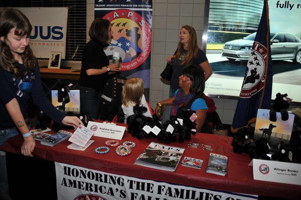 WIHS5-10-29-11-KidsDay-5064-DDeRosaPhoto.JPG