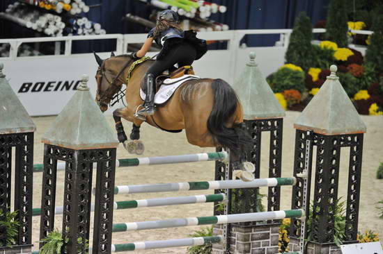 WIHS-10-27-11-Cl211-Gambler-5508-Ligist-ReedKessler-DDeRosaPhoto.JPG