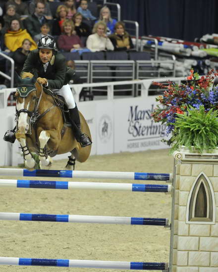 WIHS5-10-29-11-PresCup-1421-Taloubet-PauloSantana-DDeRosaPhoto.JPG