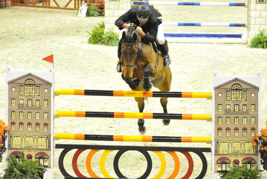 WIHS5-10-29-11-PresCup-1390-GreatAmerican-MarkLeone-DDeRosaPhoto.JPG