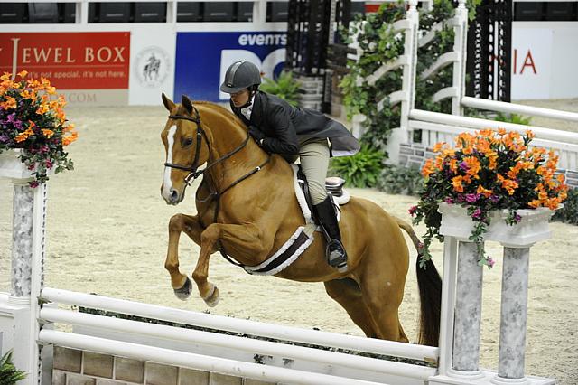 WIHS-10-25-11-Cl186ChHtrCH-DSC_7853-De'Gage'-CarlinSavage-DDeRosaPhoto.JPG