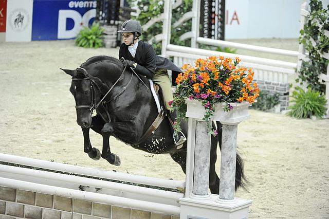 WIHS-10-25-11-Cl186ChHtrCH-DSC_7925-Namaste-EmilyReder-DDeRosaPhoto.JPG