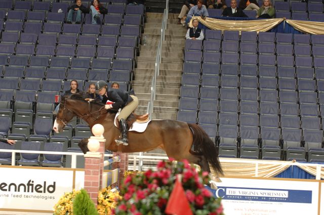 008-WIHS-MaryMoore-Trillion-10-27-05-Class207-DDPhoto.JPG