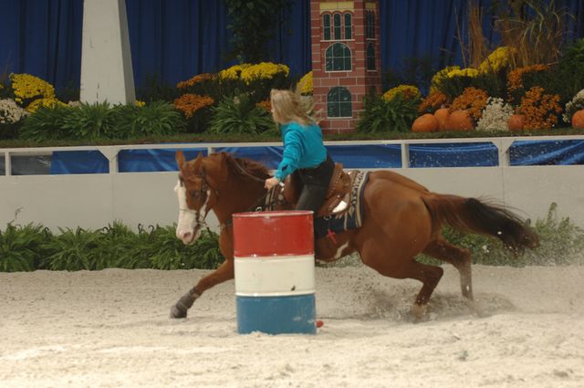 17-WIHS-AnnReliegh-BarrelRacing-10-27-05-DDPhoto.JPG