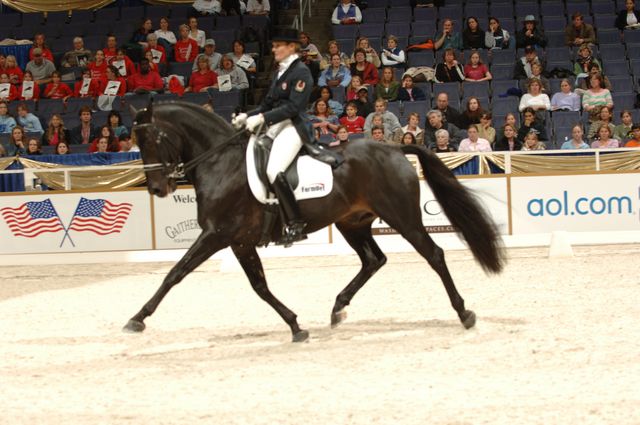 03-WIHS-AshleyHolzer-Gambol-Dressage-10-27-05-DDPhoto.JPG