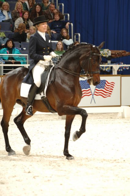 19-WIHS-CathyMorelli-BeSe-Dressage-10-27-05-DDPhoto.JPG