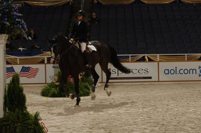 02-WIHS-JessicaMiltz-Olaf-10-28-05-A-OJpr-208-DDPhoto.JPG