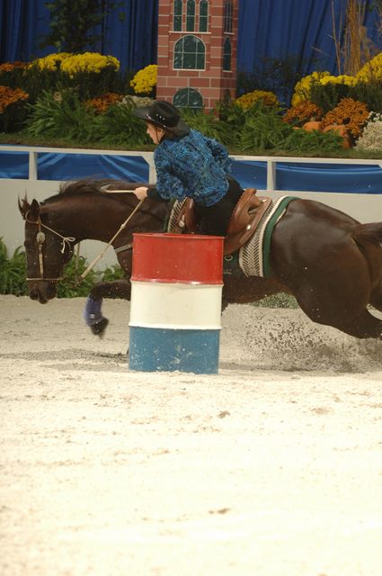 22-WIHS-LorraineBytheway-10-28-05-BarrelRacing-DDPhoto.JPG