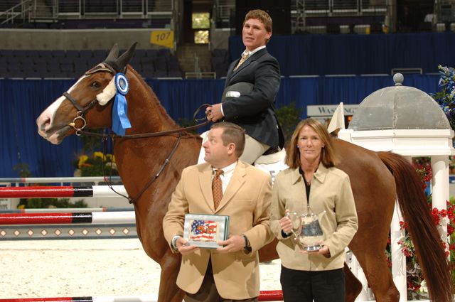 40-WIHS-HenryPfeiffer-Elton-10-28-05-JrJumpers-DDPhoto.JPG