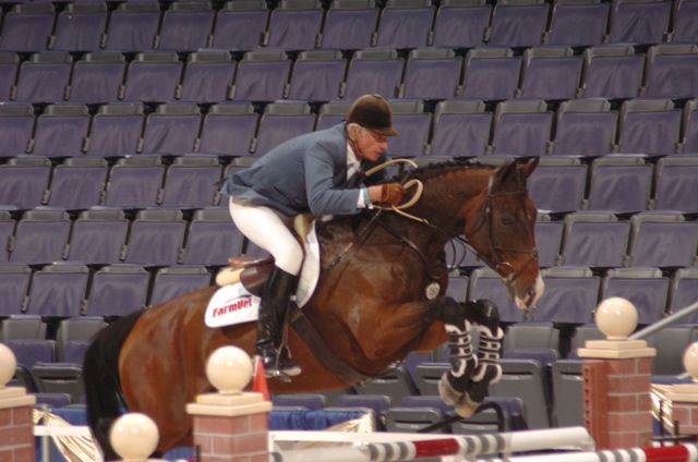 046-WIHS-JoeFargis-Edgar12-10-28-05-CL211OpJpr-DDPhoto.JPG