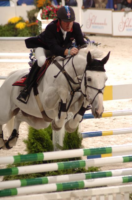 064-WIHS-MichaelWhitaker-IqbalDesHayettes-10-28-05-CL211OpJpr-DDPhoto.JPG