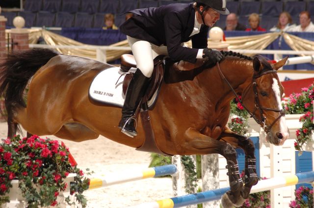 074-WIHS-McLainWard-Oasis-10-28-05-CL211OpJpr-DDPhoto.JPG