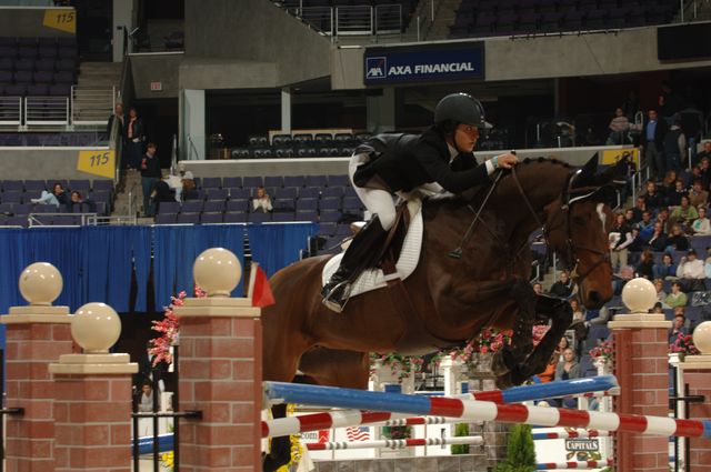 007-WIHS-BlytheMarano-River-JrJumper203-10-29-05-DDPhoto.JPG