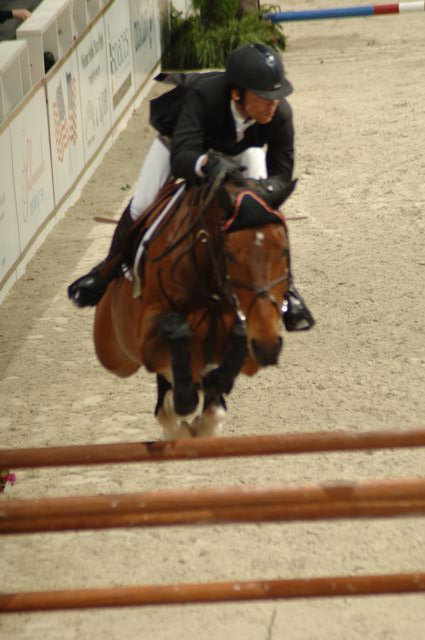 211-WIHS-KentFarrington-Madison-10-29-05-DDPhoto.JPG