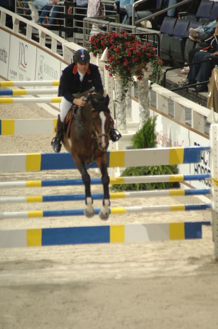 219-WIHS-MichaelWhitaker-Mozart-10-29-05-DDPhoto.JPG