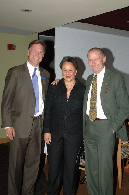 06-WIHS-RobBanner-SheilaJohnson-GeorgeMorris-10-29-05-DDPhoto.JPG