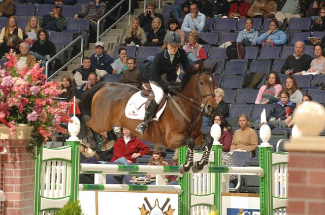 039-WIHS-KimFarlinger-LaForza-10-28-05-Accumulator-DDPhoto.JPG
