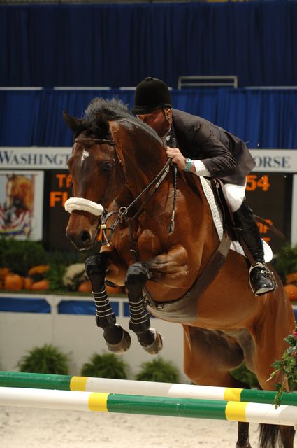 098-WIHS-ToddMinikus-Flier-10-27-05-Class210-DDPhoto.JPG