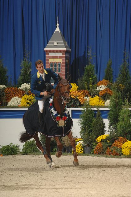 1111-President'sCupWinner-HarrieSmolders-ExquisOliverQ-WIHS-10-28-06-&copy;DeRosaPhoto.JPG