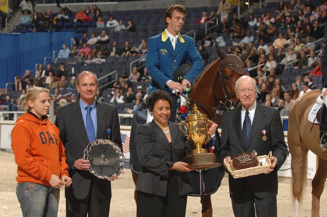 1108-HarrieSmolders-ExquisOliverQ-Carnicero-Johnson-Kiplinger-WIHS-10-28-06-&copy;DeRosaPhoto.JPG