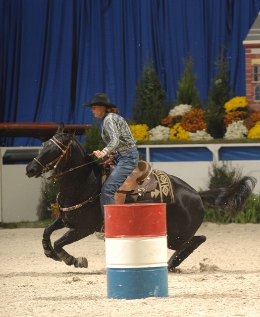 657-BarrelRacing-IlleenHannah-WIHS-10-27-06-&copy;DeRosaPhoto.JPG