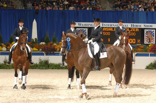 831-AshleyHolzer-PopArt-Williams-King-Phelps-WIHS-10-27-06-&copy;DeRosaPhoto.JPG