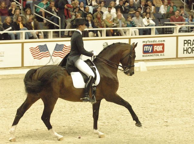 875-CourtneyKing-Idocus-WIHS-10-26-06-&copy;DeRosaPhoto.jpg