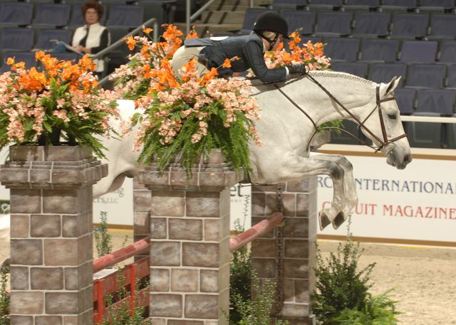 073-LindseyChesnut-SnowDay-WIHS-10-25-06-&copy;DeRosaPhoto.jpg