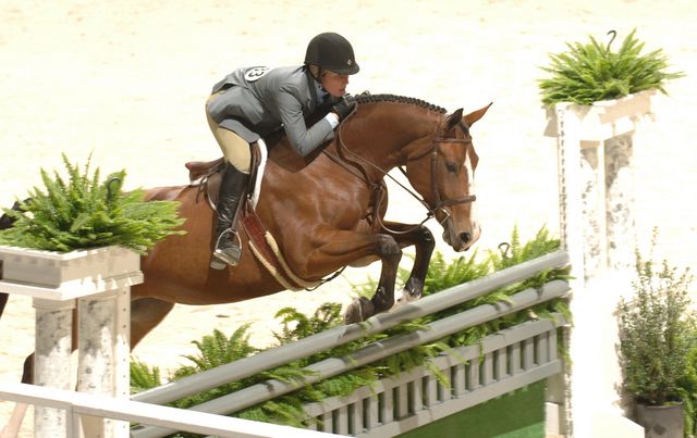 108-Alla'Nita-AmandaThomas-WIHS-10-24-06-&copy;DeRosaPhoto.JPG